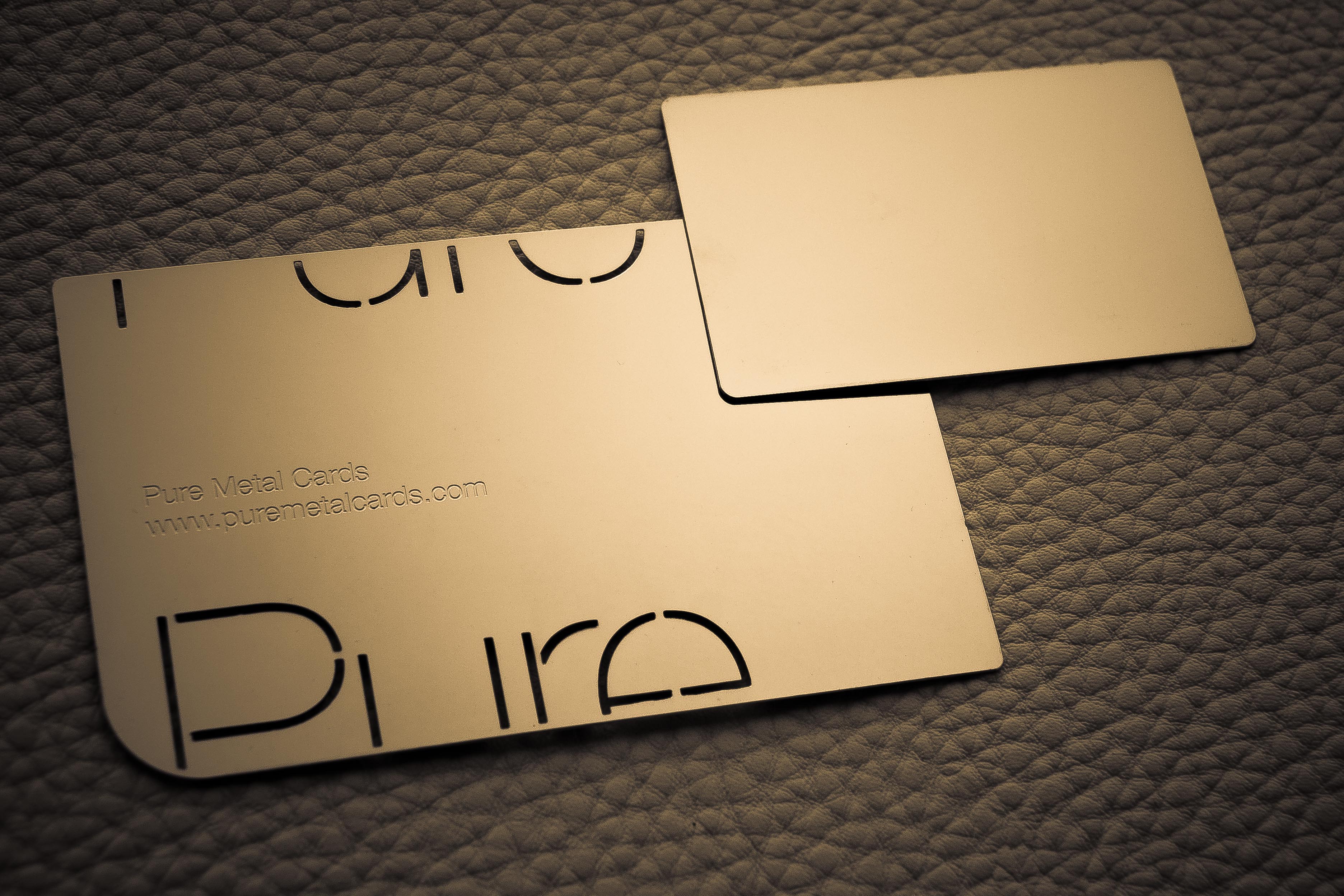 How To Make The Ultimate Business Card For Your Tech Business